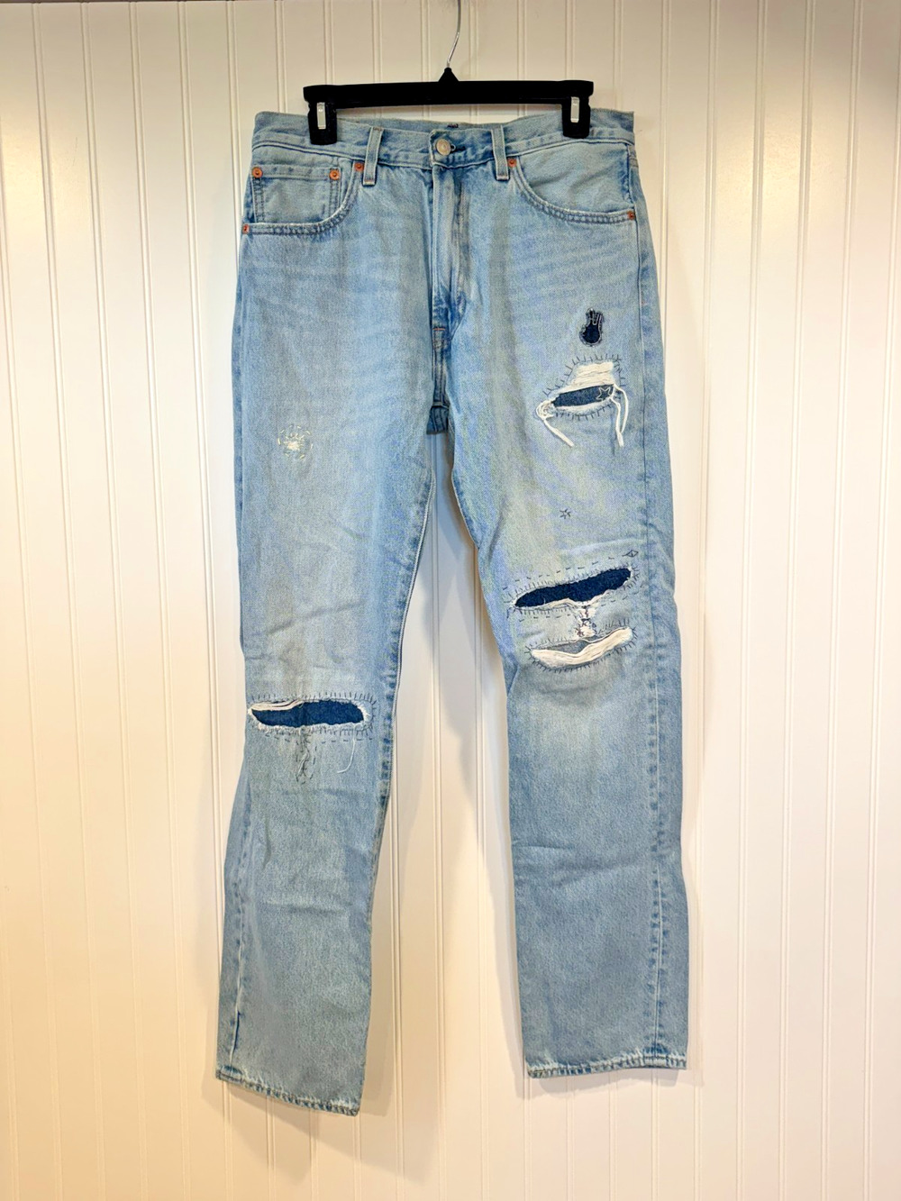 Levi’s 511 Men’s Jeans 31x34 Light Wash Blue Denim, Distressed, Straight Leg